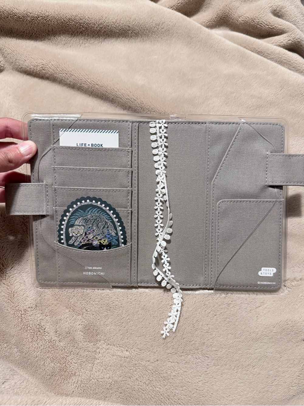 Hobonichi Iyo Okumi: A Story About Me - Picture 2 of 2